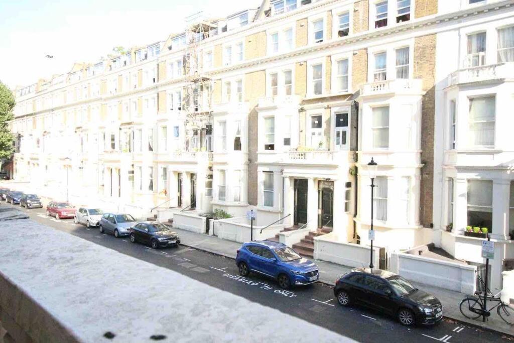 Wonderful Apartment In Earl'S Court 런던 외부 사진